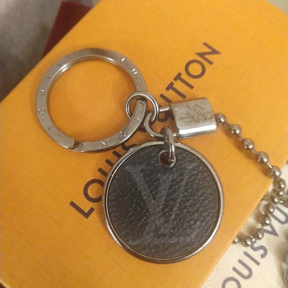 Louis Vuitton Monogram ID Porte Cles Chain Holder - Picture 3 of 7